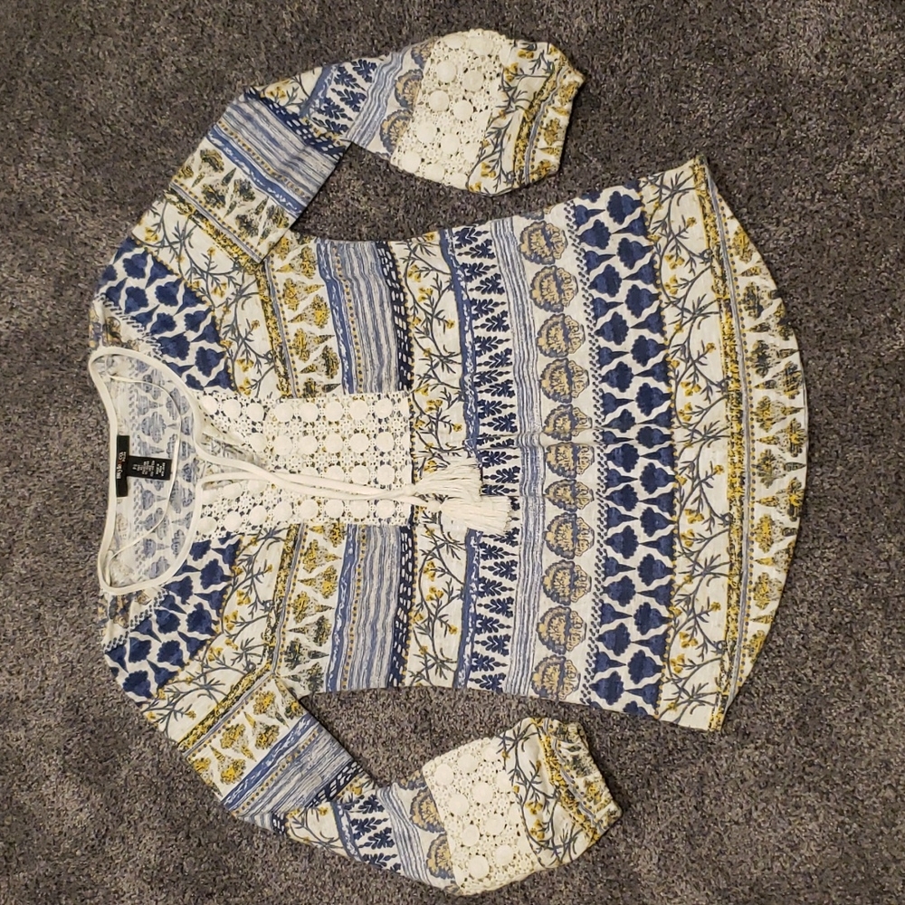 6/$25- Style & Co Printed Blouse Petite Small